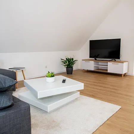 Apartament Modern-neu-nespresso-balkon-parkplatz
