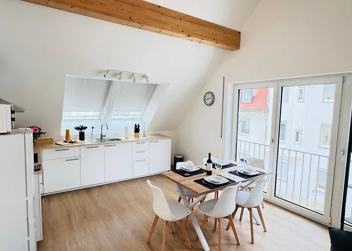 Modern-neu-nespresso-balkon-parkplatz * Aψβούργη