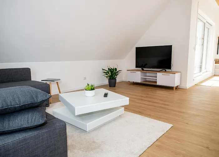 Διαμέρισμα Modern-neu-nespresso-balkon-parkplatz