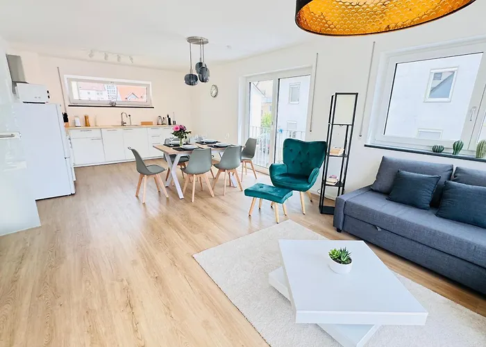 Modern-neu-nespresso-balkon-parkplatz Διαμέρισμα